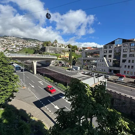 펜션 House In The Heart Of With Big Balcony *
