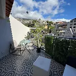 House In The Heart Of With Big Balcony בית נופש *