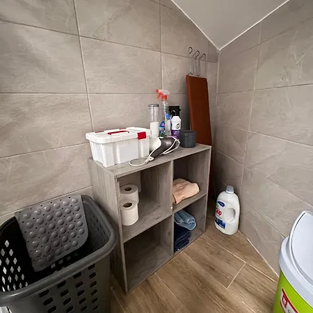 Hébergement de vacances House In The Heart Of With Big Balcony Funchal (Madeira)