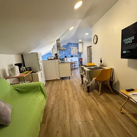 Hébergement de vacances House In The Heart Of With Big Balcony