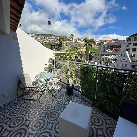 House In The Heart Of With Big Balcony Semesterbostad *