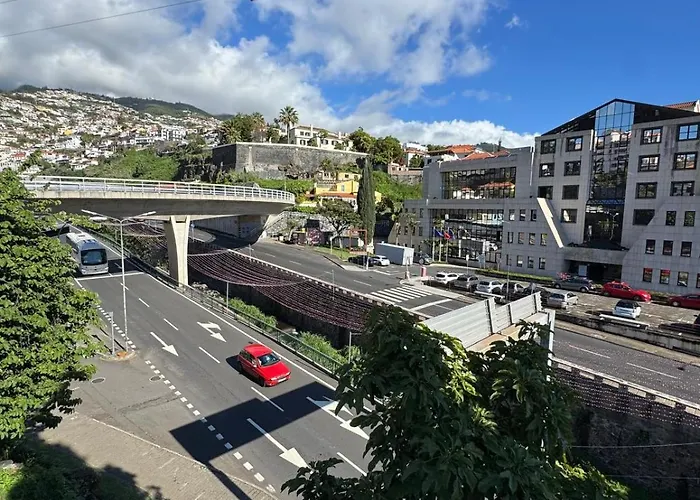 Casa vacanze House In The Heart Of With Big Balcony *